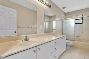 4283 Vineyard Cir, Weston, FL 33332 - Photo 38