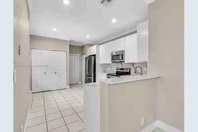 4283 Vineyard Cir #4283, Weston, FL 33332 - Photo 10