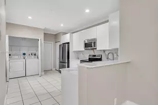 4283 Vineyard Cir, Weston, FL 33332 - Photo 10