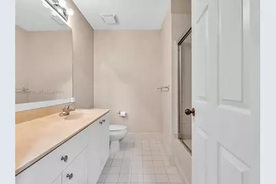 4283 Vineyard Cir #4283, Weston, FL 33332 - Photo 32