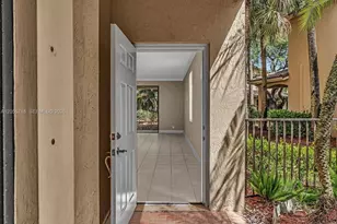 4283 Vineyard Cir, Weston, FL 33332 - Photo 4