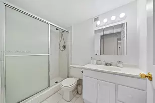 16919 N Bay Rd, Sunny Isles Beach, FL 33160 - Photo 14