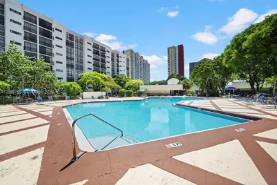 16919 N Bay Rd #821, Sunny Isles Beach, FL 33160 - Photo 16
