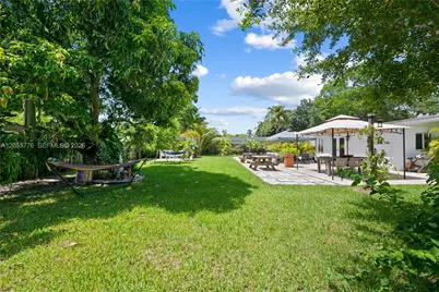 12900 SW 82nd Pl, Pinecrest, FL 33156 - Photo 26
