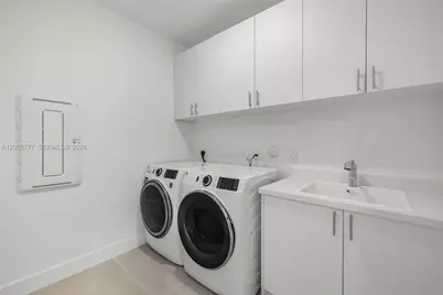 19670 NE 14th Ct #19670, Miami, FL 33179 - Photo 40