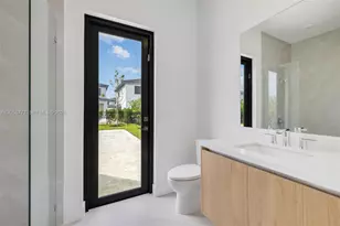 19670 NE 14th Ct, Miami, FL 33179 - Photo 18