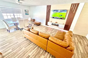 18701 Wentworth Dr, Hialeah, FL 33015 - Photo 10