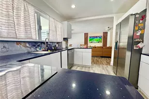 18701 Wentworth Dr, Hialeah, FL 33015 - Photo 18