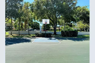 508 Gardens Dr #202, Pompano Beach, FL 33069 - Photo 18
