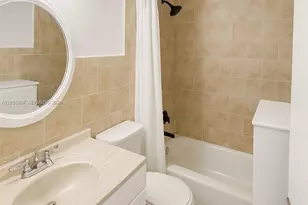 905 Brickell Bay Dr, Miami, FL 33131 - Photo 14