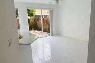 16654 SW 83rd Ln, Miami, FL 33193 - Photo 6