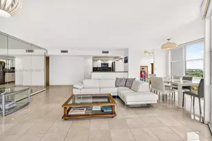 1901 Brickell Ave, Miami, FL 33129 - Photo 4