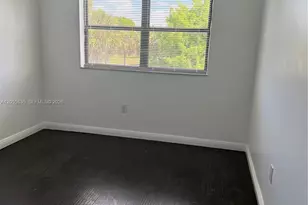 7195 NW 179th St, Hialeah, FL 33015 - Photo 6