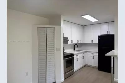 7195 NW 179th St #211, Hialeah, FL 33015 - Photo 4