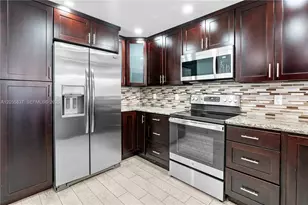 20379 W Country Club Dr, Aventura, FL 33180 - Photo 14