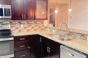 20379 W Country Club Dr, Aventura, FL 33180 - Photo 12