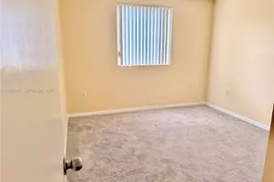 6175 NW 186th St, Hialeah, FL 33015 - Photo 20