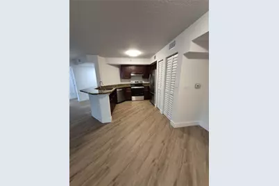 771 N Pine Island Rd #106, Plantation, FL 33324 - Photo 10