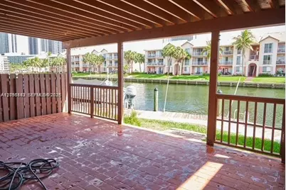 347 Leslie Dr, Hallandale Beach, FL 33009 - Photo 6