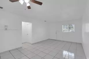 8851 NW 119th St, Hialeah Gardens, FL 33018 - Photo 4