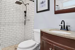 11371 NW 37th Pl, Sunrise, FL 33323 - Photo 22