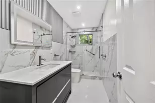4225 Monroe St, Hollywood, FL 33021 - Photo 8