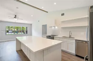 11511 SW 81st Rd, Pinecrest, FL 33156 - Photo 14