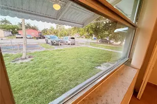 1502 N 57th Terrace, Hollywood, FL 33021 - Photo 14