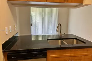 6492 Emerald Dunes Dr, West Palm Beach, FL 33411 - Photo 4