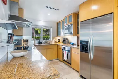 11403 NE 8th Ave, Biscayne Park, FL 33161 - Photo 12