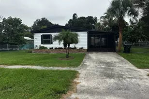 614 Bowden Rd, Clewiston, FL 33440 - Photo 1