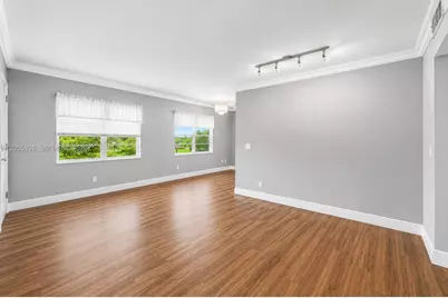 13475 SW 9th St #401A, Pembroke Pines, FL 33027 - Photo 4