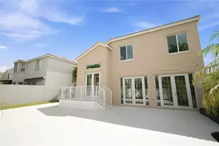 1457 NW 159th Ln, Pembroke Pines, FL 33028 - Photo 36