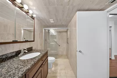 3600 Mystic Pointe Dr #310, Aventura, FL 33180 - Photo 24