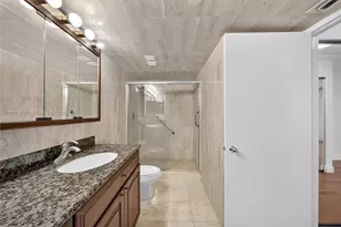 3600 Mystic Pointe Dr, Aventura, FL 33180 - Photo 24