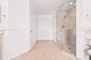 3933 E Hibiscus St, Weston, FL 33332 - Photo 44