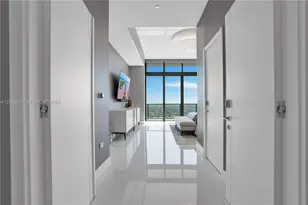 88 SW 7th St, Miami, FL 33130 - Photo 30