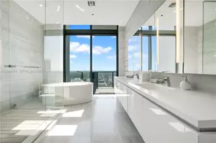 88 SW 7th St, Miami, FL 33130 - Photo 34