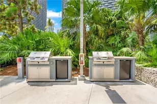 88 SW 7th St, Miami, FL 33130 - Photo 56