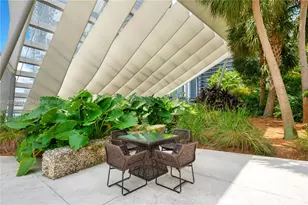 88 SW 7th St, Miami, FL 33130 - Photo 56