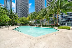 88 SW 7th St, Miami, FL 33130 - Photo 58