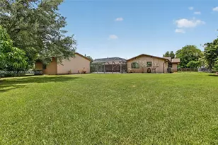 13680 SW 26th St, Davie, FL 33325 - Photo 46