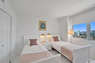 2600 E Hallandale Beach Blvd, Hallandale Beach, FL 33009 - Photo 30