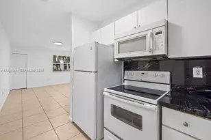 573 NE 82nd St, Miami, FL 33138 - Photo 6