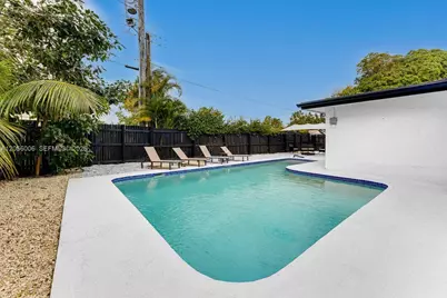 600 N 66th Ter, Hollywood, FL 33024 - Photo 20