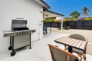600 N 66 Terrace, Hollywood, FL 33024 - Photo 18