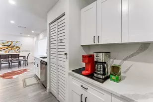 600 N 66 Terrace, Hollywood, FL 33024 - Photo 8