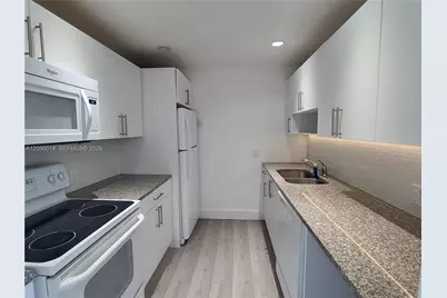 3625 N Country Club Dr #2408, Aventura, FL 33180 - Photo 8