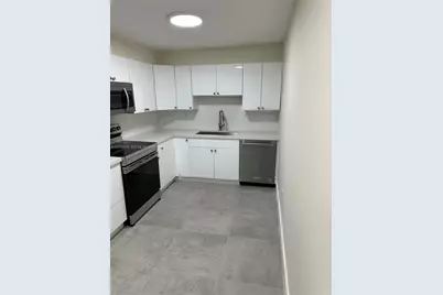 10090 NW 80th Ct #1421, Hialeah Gardens, FL 33016 - Photo 2