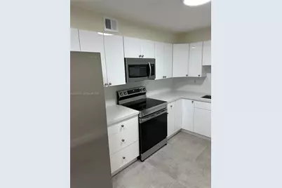 10090 NW 80th Ct #1421, Hialeah Gardens, FL 33016 - Photo 1